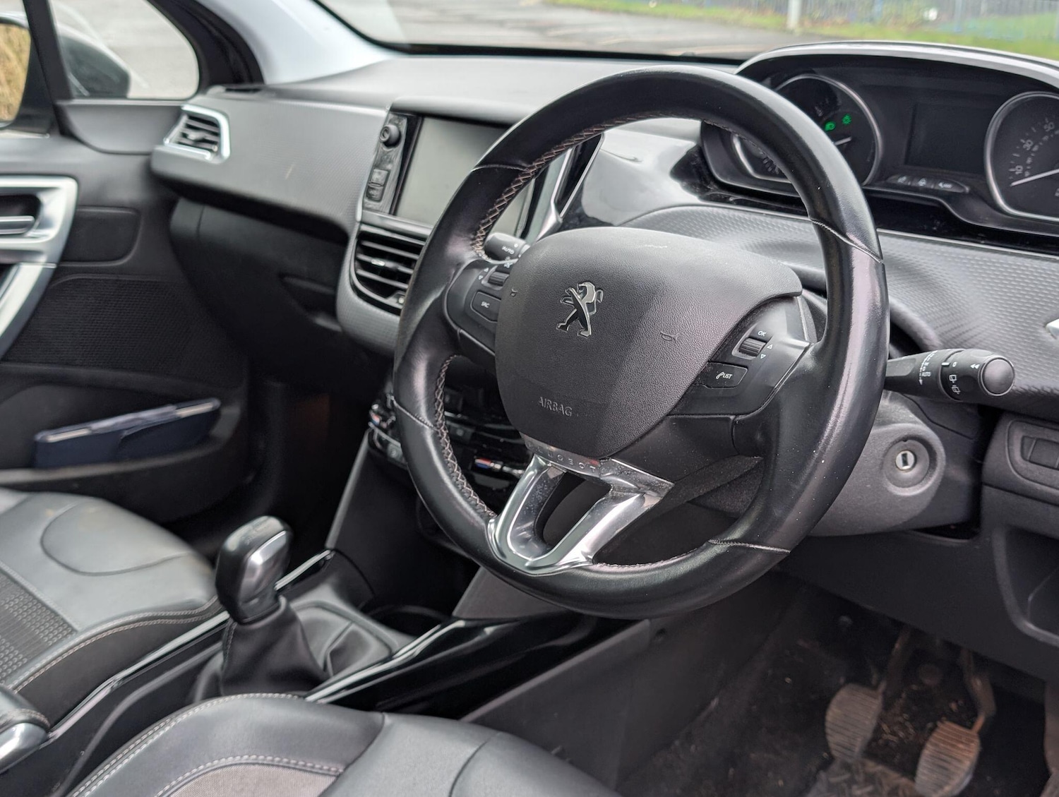 Used Peugeot 2008 2019 for sale - 77326235: Photo 10