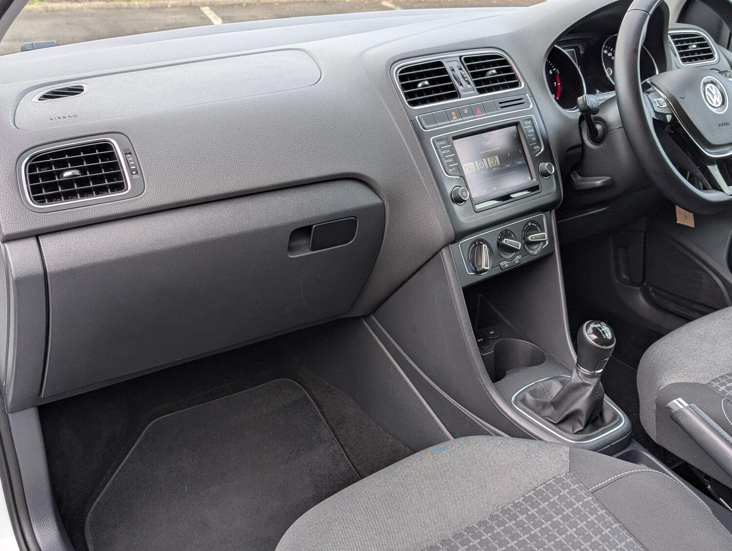 Used Volkswagen Polo for sale - 77574750: Photo 31