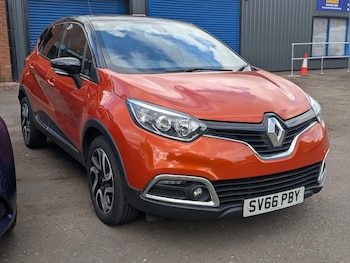 Used Renault Captur 2016 for sale - 79049903: Photo