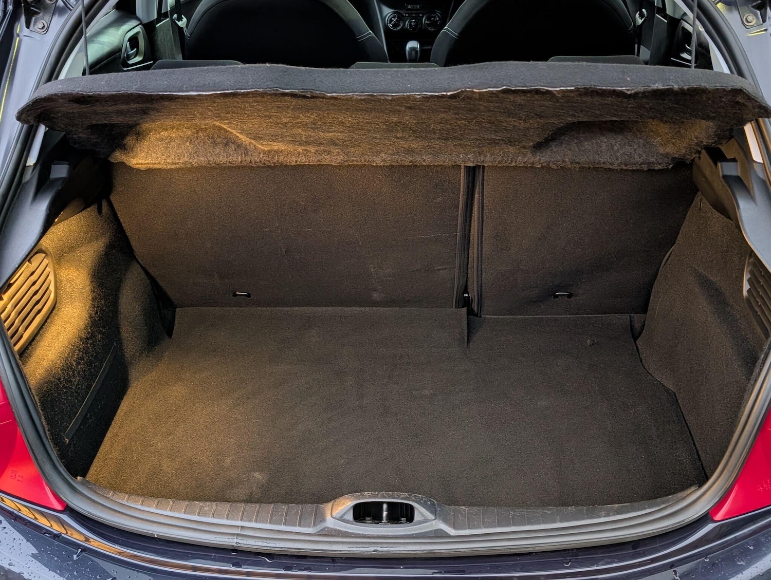 Used Peugeot 208 2014 for sale - 77326207: Photo 15