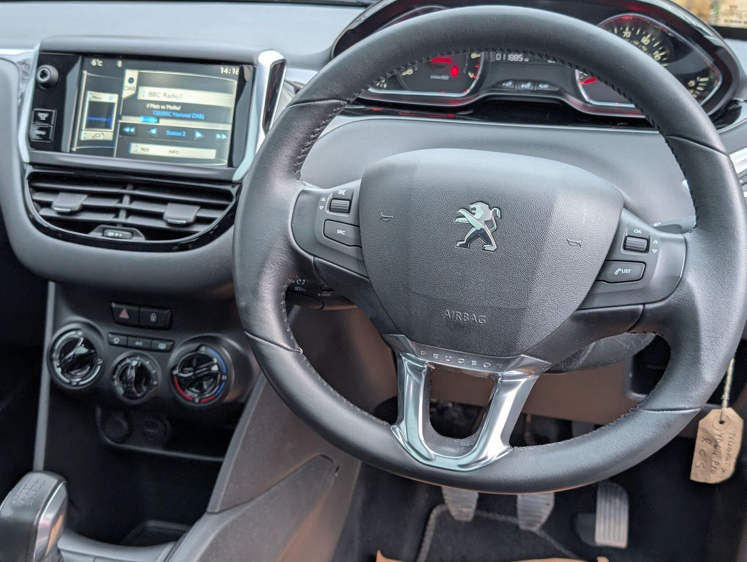 Used Peugeot 208 2014 for sale - 77326207: Photo 23