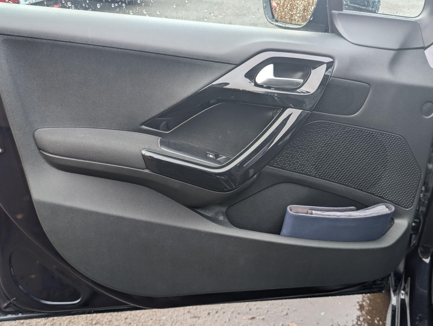 Used Peugeot 208 2014 for sale - 77326207: Photo 52