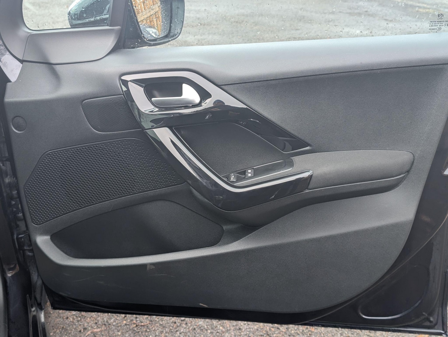 Used Peugeot 208 2014 for sale - 77326207: Photo 53