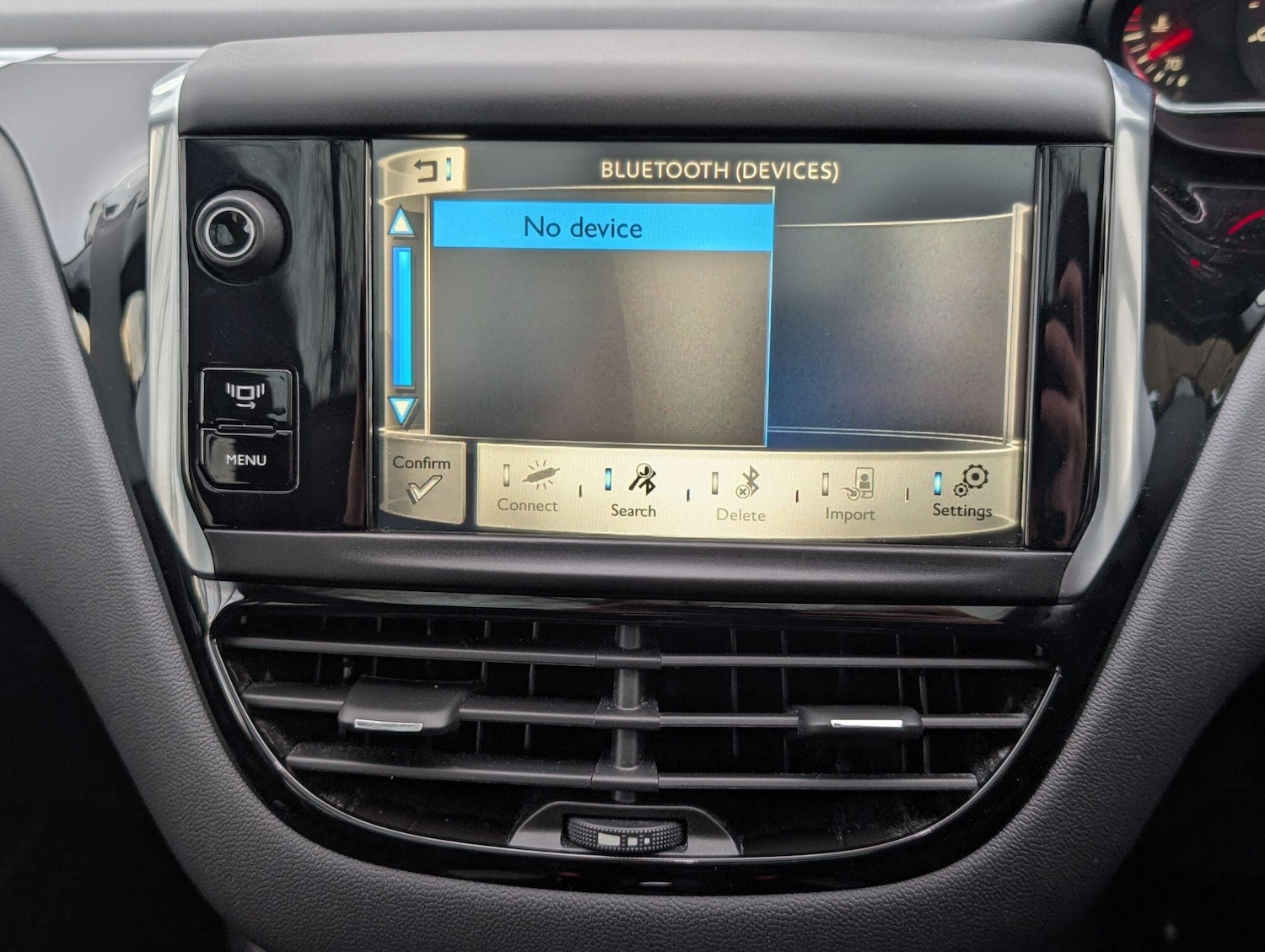 Used Peugeot 208 2014 for sale - 77326207: Photo 60