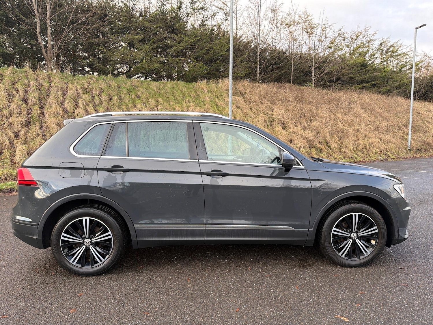 Used Volkswagen Tiguan for sale - 77326225: Photo 11