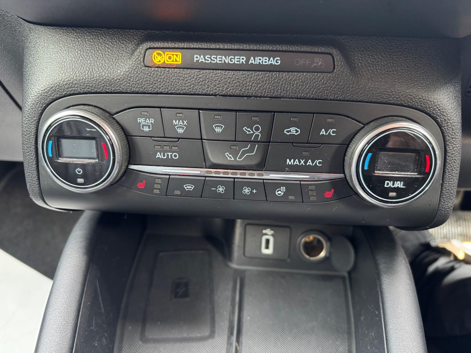 Used Ford Focus for sale - 77670330: Photo 18