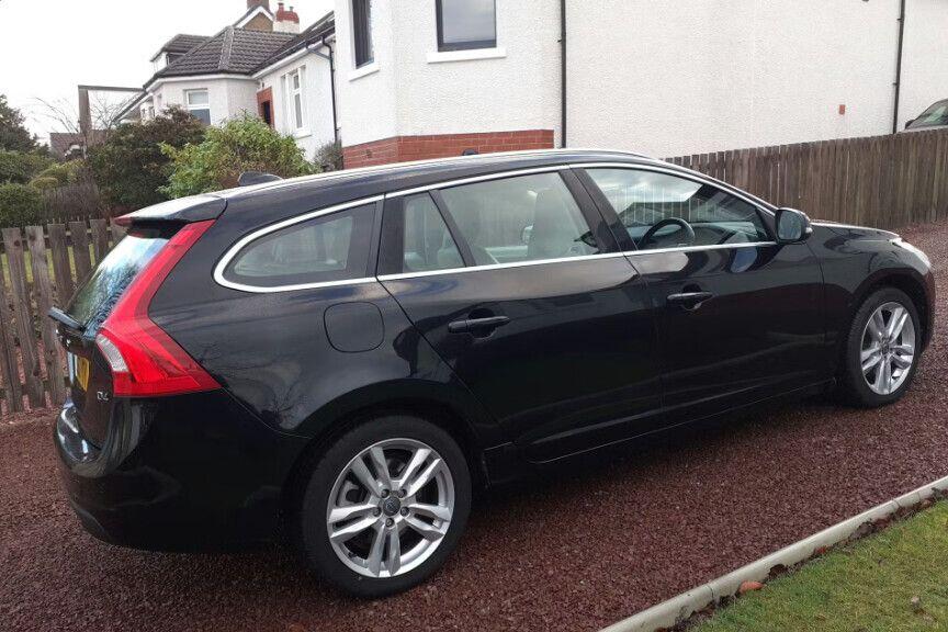 Used Volvo V60 2012 for sale - 77331933: Photo 4