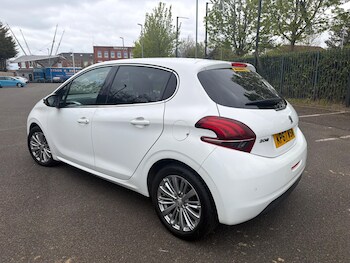 Used Peugeot 208 2017 for sale - 78416026: Photo