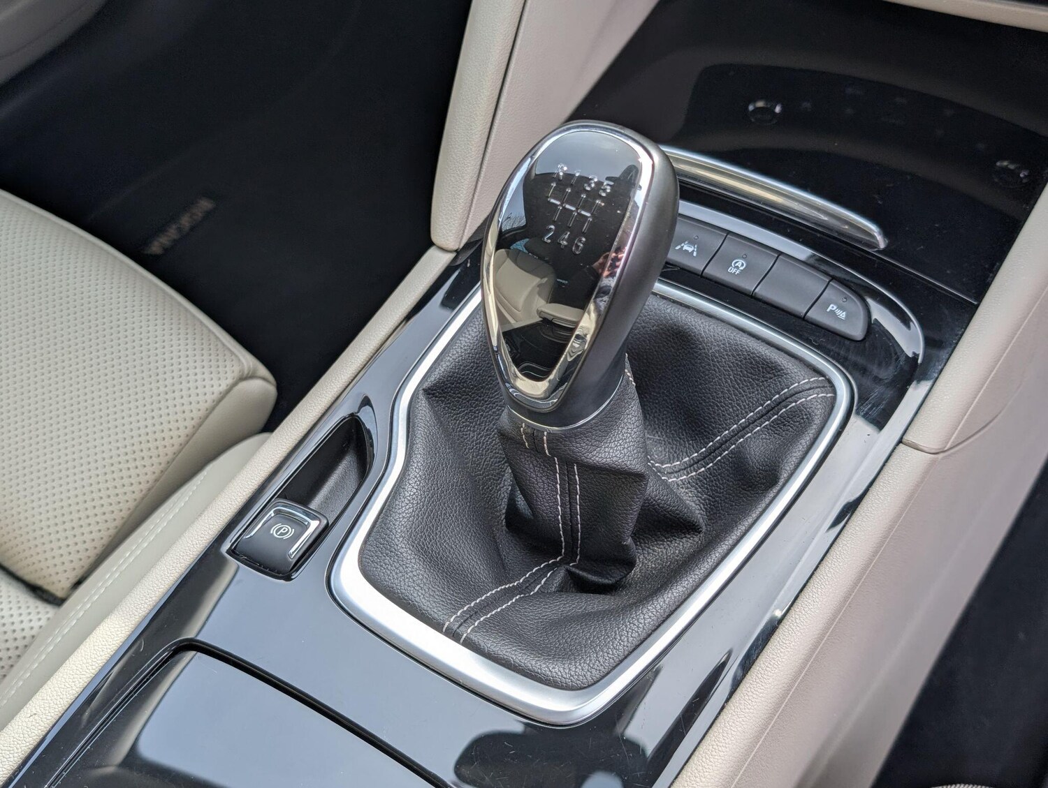 Used Vauxhall Insignia 2017 for sale - 77646034: Photo 25