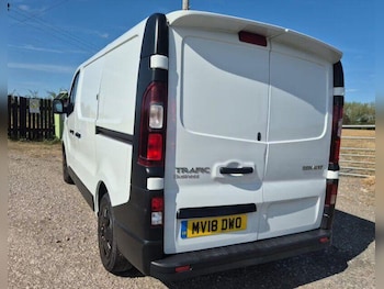Used Renault Trafic 2018 for sale - 79521373: Photo