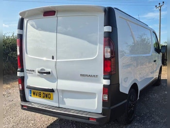 Used Renault Trafic 2018 for sale - 79521373: Photo
