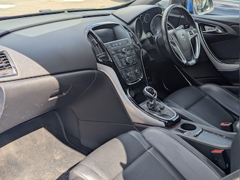 Used Vauxhall Astra GTC 2013 for sale - 79452775: Photo