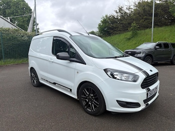 Used Ford Transit Courier 2017 for sale - 78842338: Photo