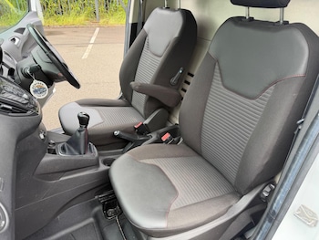 Used Ford Transit Courier 2017 for sale - 78842338: Photo