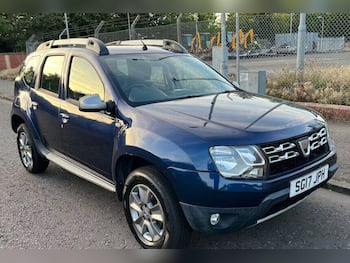 Used Dacia Duster 2017 for sale - 79622395: Photo