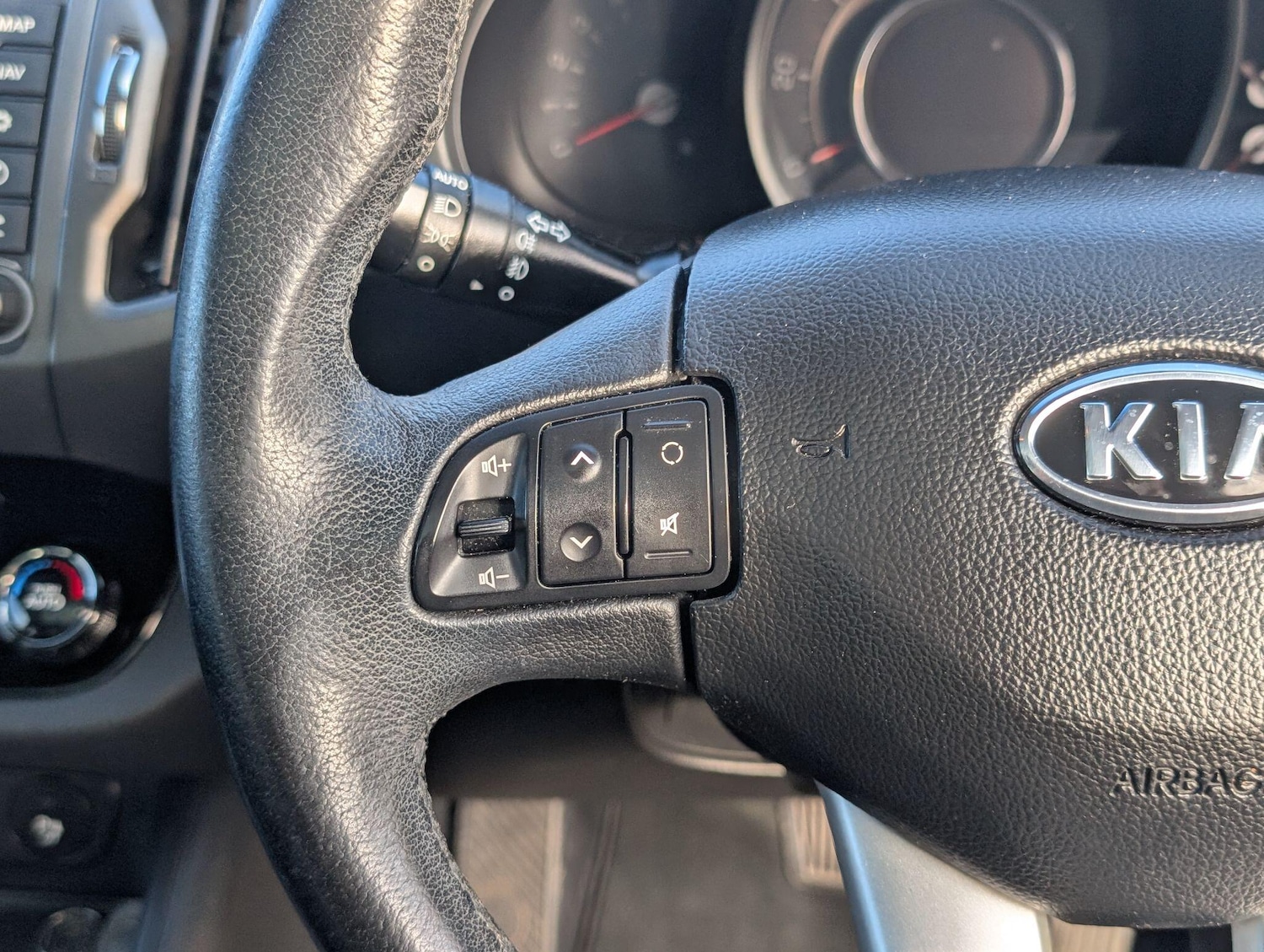 Used Kia Sportage 2011 for sale - 77411693: Photo 34