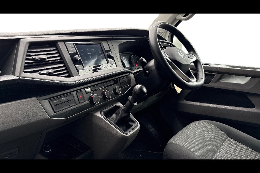 Used Volkswagen Transporter 2024 for sale - 76618428: Photo 4