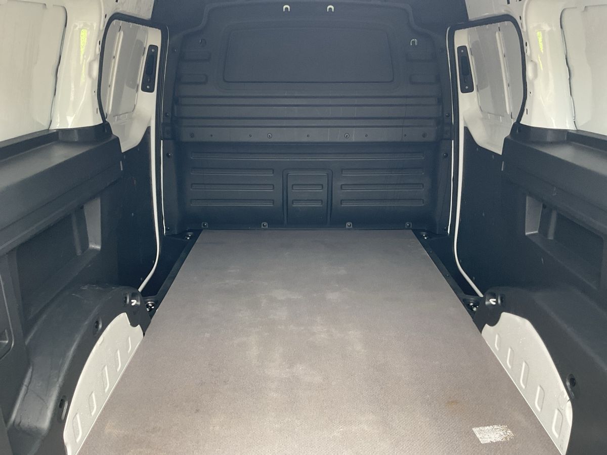 Used Volkswagen ID. Buzz Cargo 2023 for sale - 76119988: Photo 11