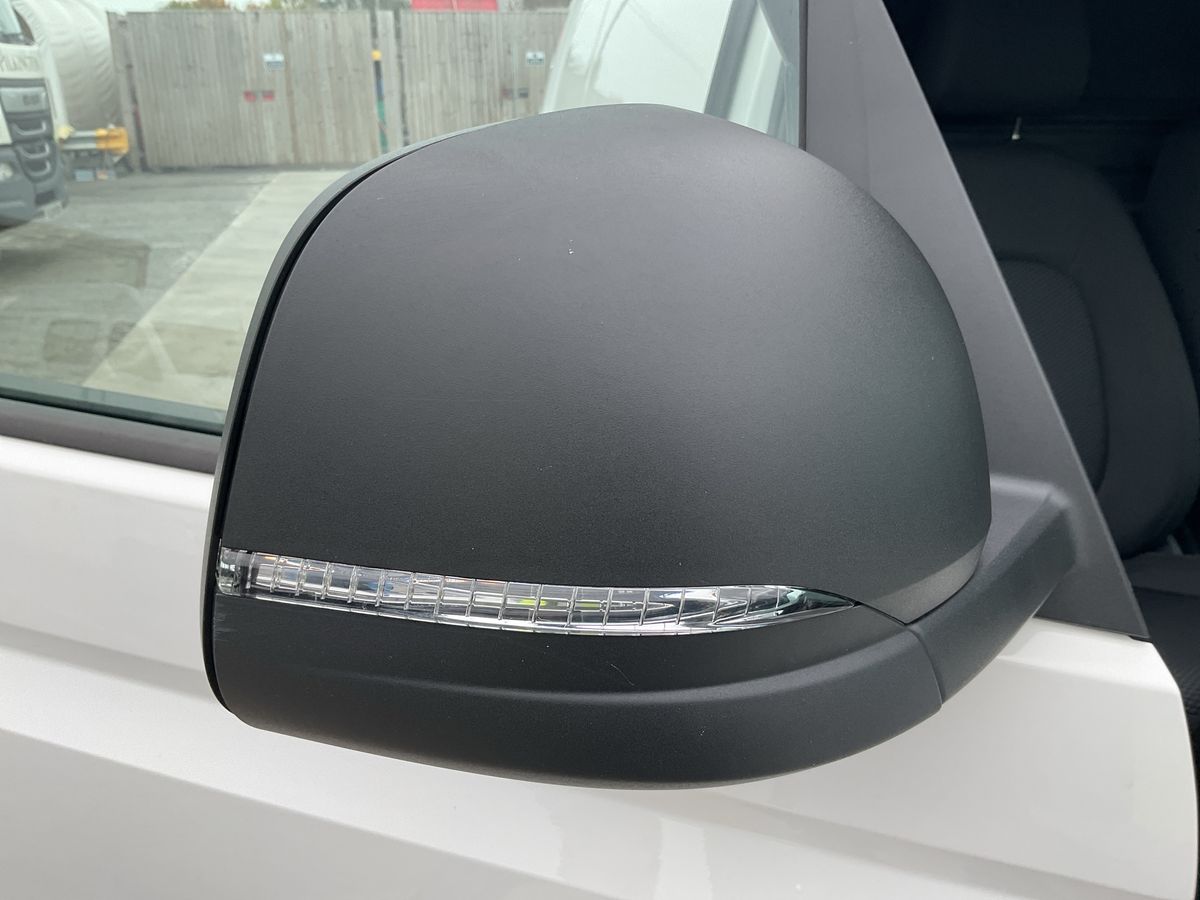 Used Volkswagen ID. Buzz Cargo 2023 for sale - 76119988: Photo 25