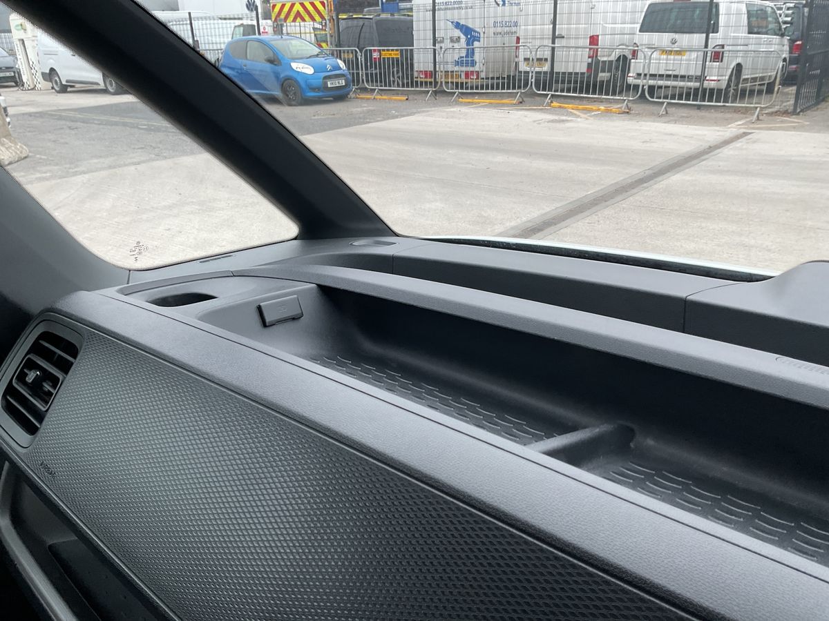 Used Volkswagen ID. Buzz Cargo 2023 for sale - 76119988: Photo 35