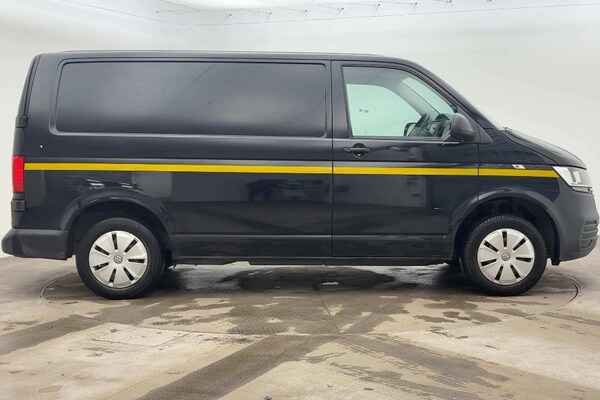 Used Volkswagen Transporter 2022 for sale - 76305030: Photo 3