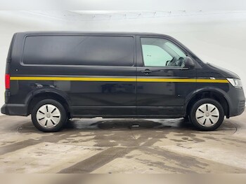 Used Volkswagen Transporter 2022 for sale - 76305030: Photo 3
