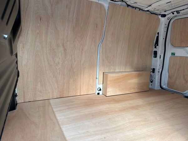 Used Volkswagen Transporter 2025 for sale - 76268064: Photo 24