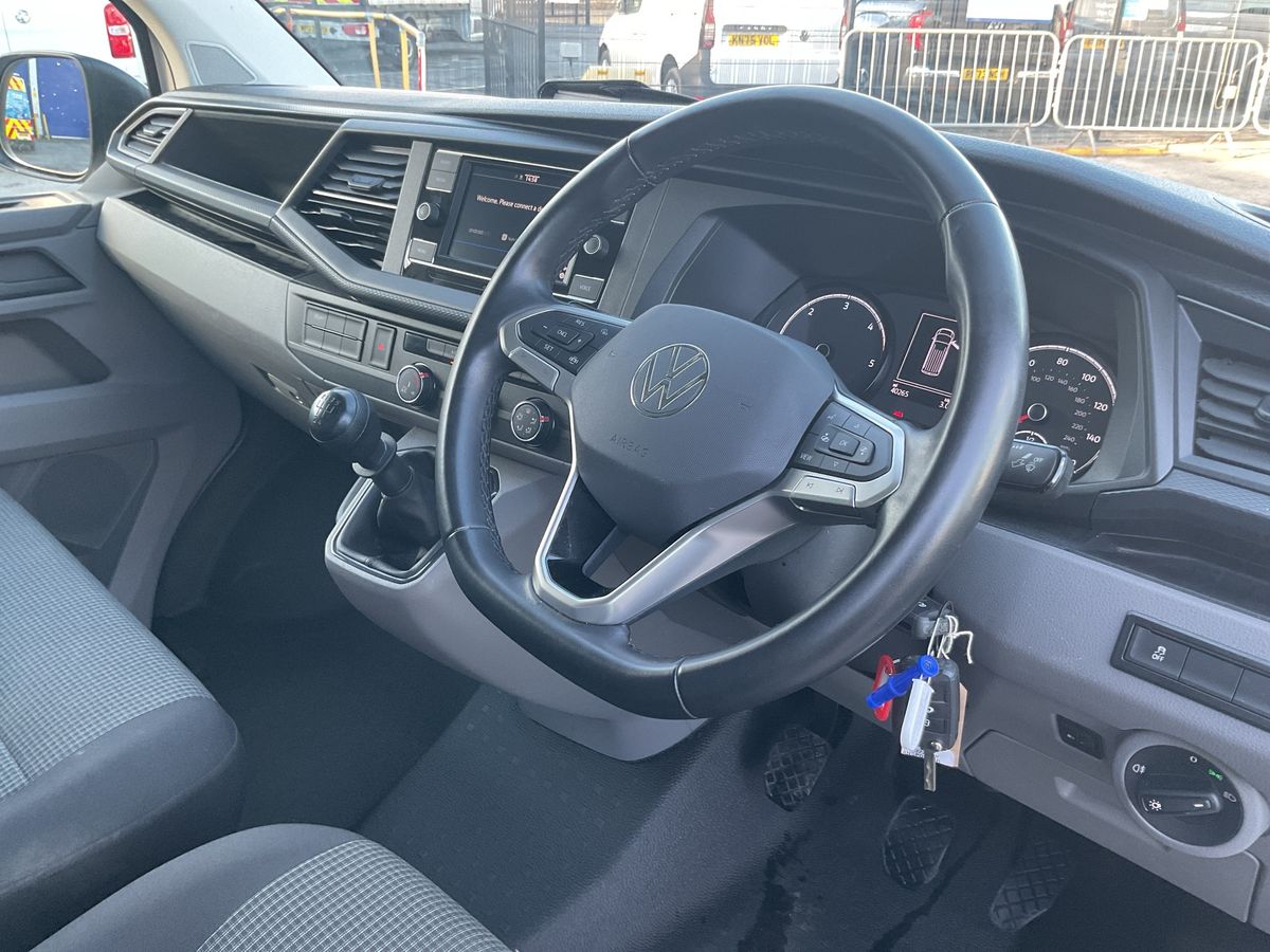 Used Volkswagen Transporter 2022 for sale - 76547511: Photo 5