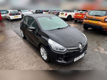 Used Renault Clio 2018 for sale - 76029212: Photo