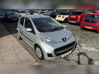 2011 (61) - 1.0 12V Urban Hatchback 5dr Petrol Manual Euro 5 (68 ps)