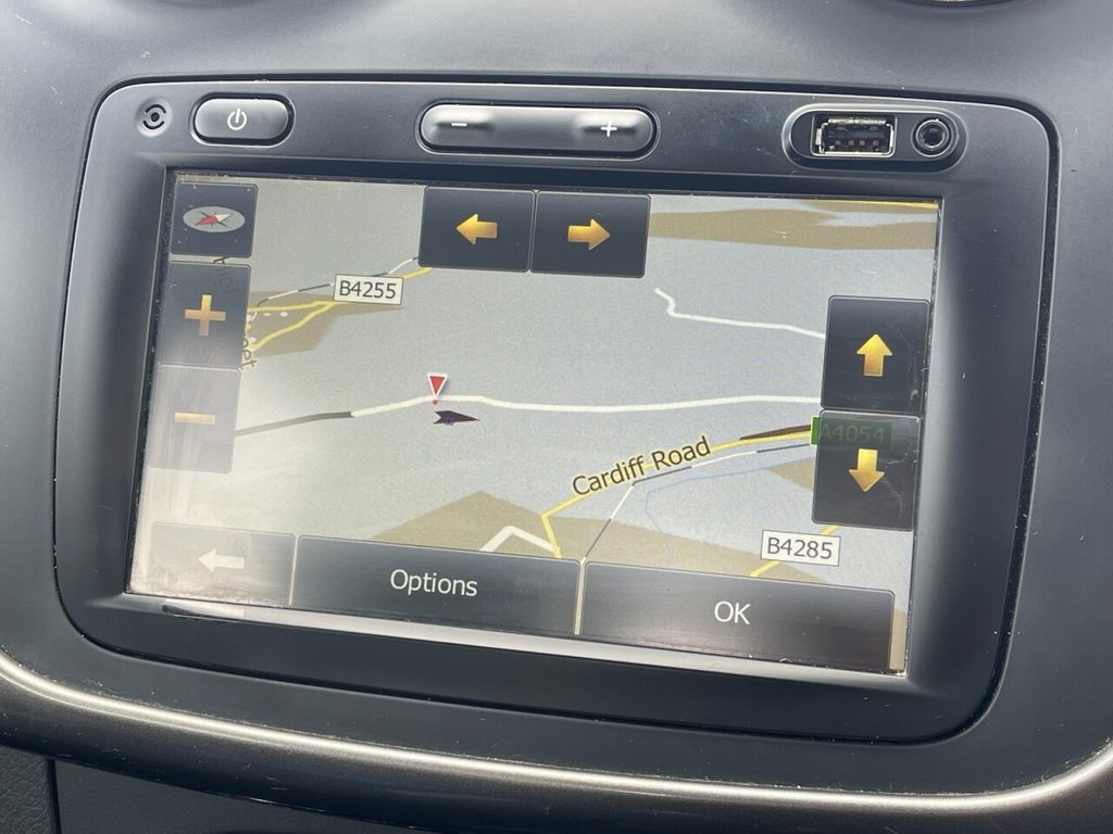 Used Dacia Sandero Stepway 2014 for sale - 77820819: Photo 10