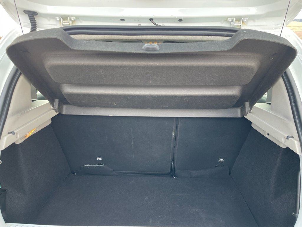 Used Dacia Sandero Stepway 2014 for sale - 77820819: Photo 9