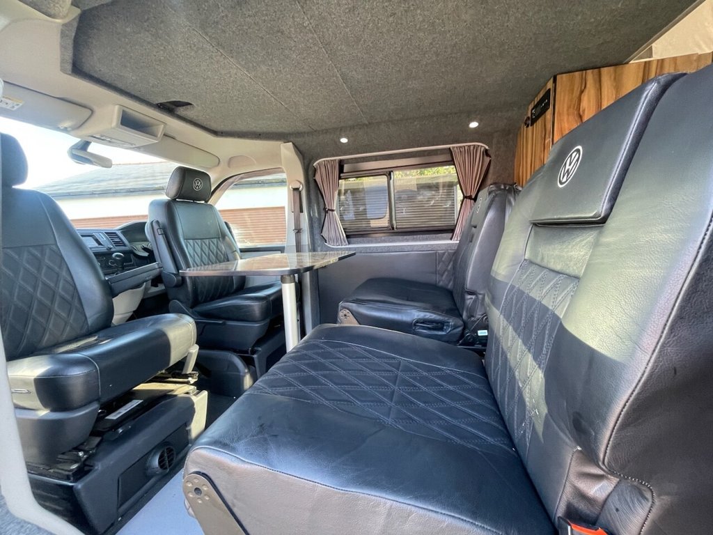 Used Volkswagen Transporter 2018 for sale - 76279380: Photo 13