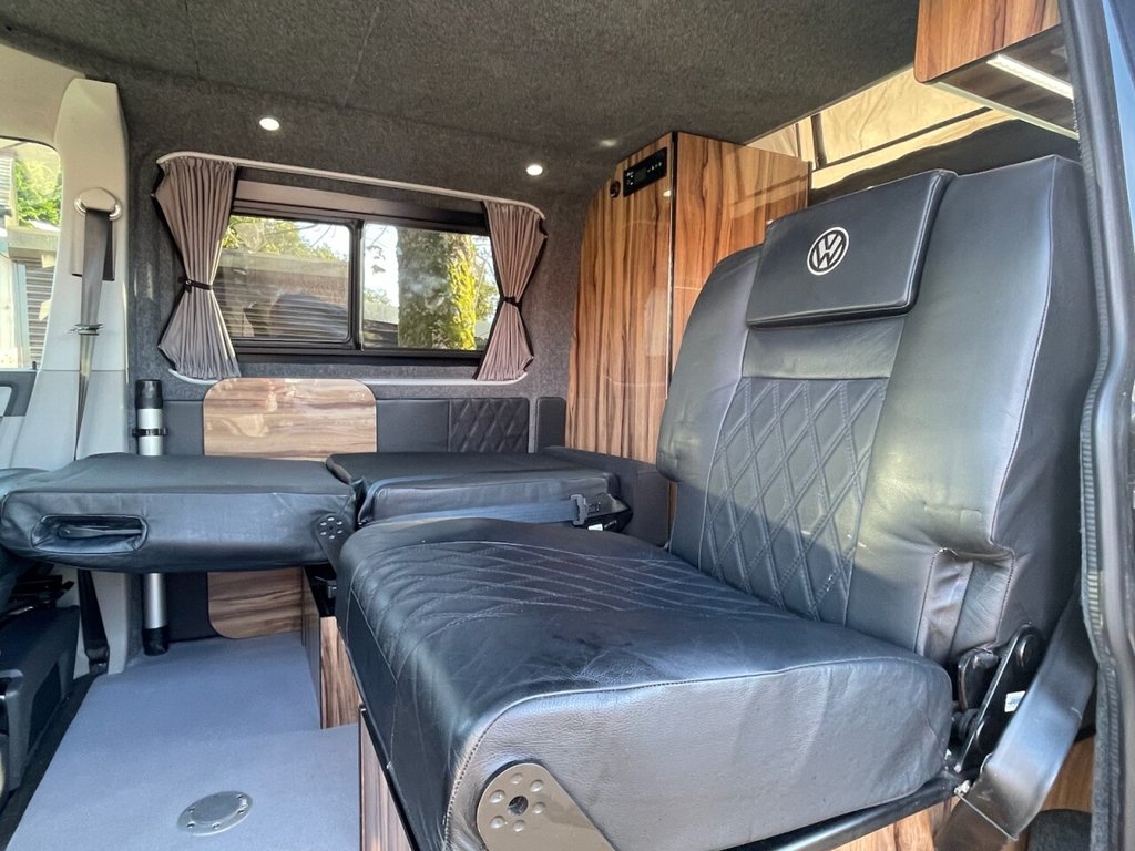 Used Volkswagen Transporter 2018 for sale - 76279380: Photo 18