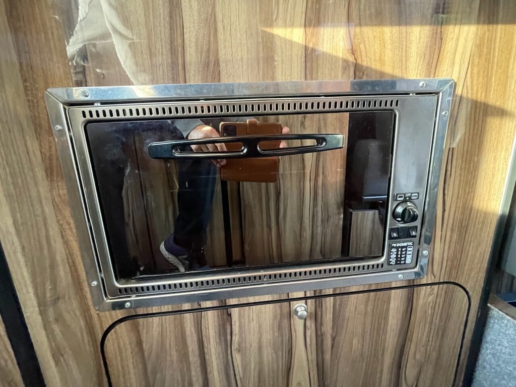 Used Volkswagen Transporter 2018 for sale - 76279380: Photo 25