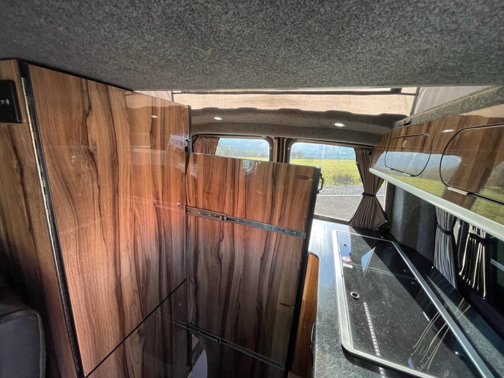 Used Volkswagen Transporter 2018 for sale - 76279380: Photo 29