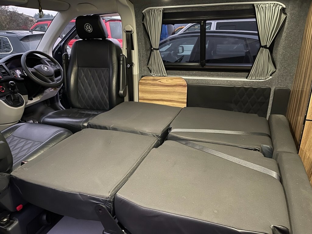 Used Volkswagen Transporter 2018 for sale - 76279380: Photo 3