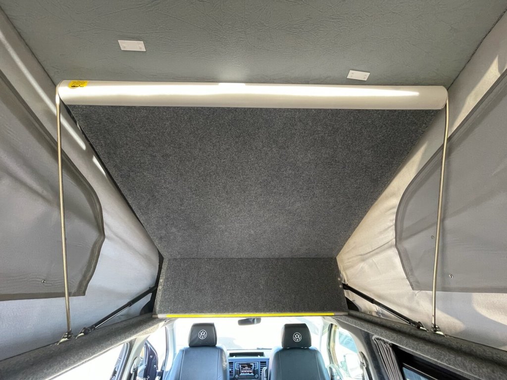 Used Volkswagen Transporter 2018 for sale - 76279380: Photo 42