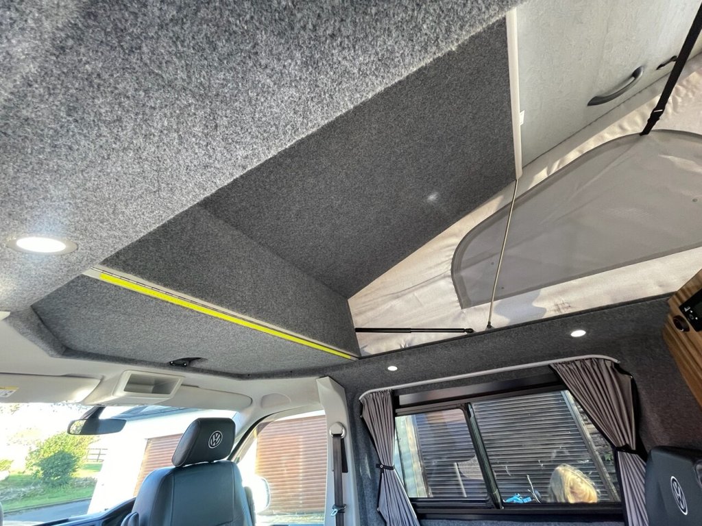 Used Volkswagen Transporter 2018 for sale - 76279380: Photo 44