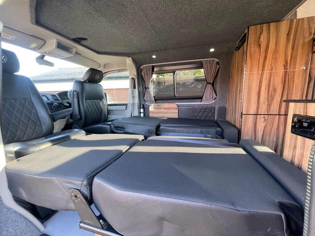 Used Volkswagen Transporter 2018 for sale - 76279380: Photo 5