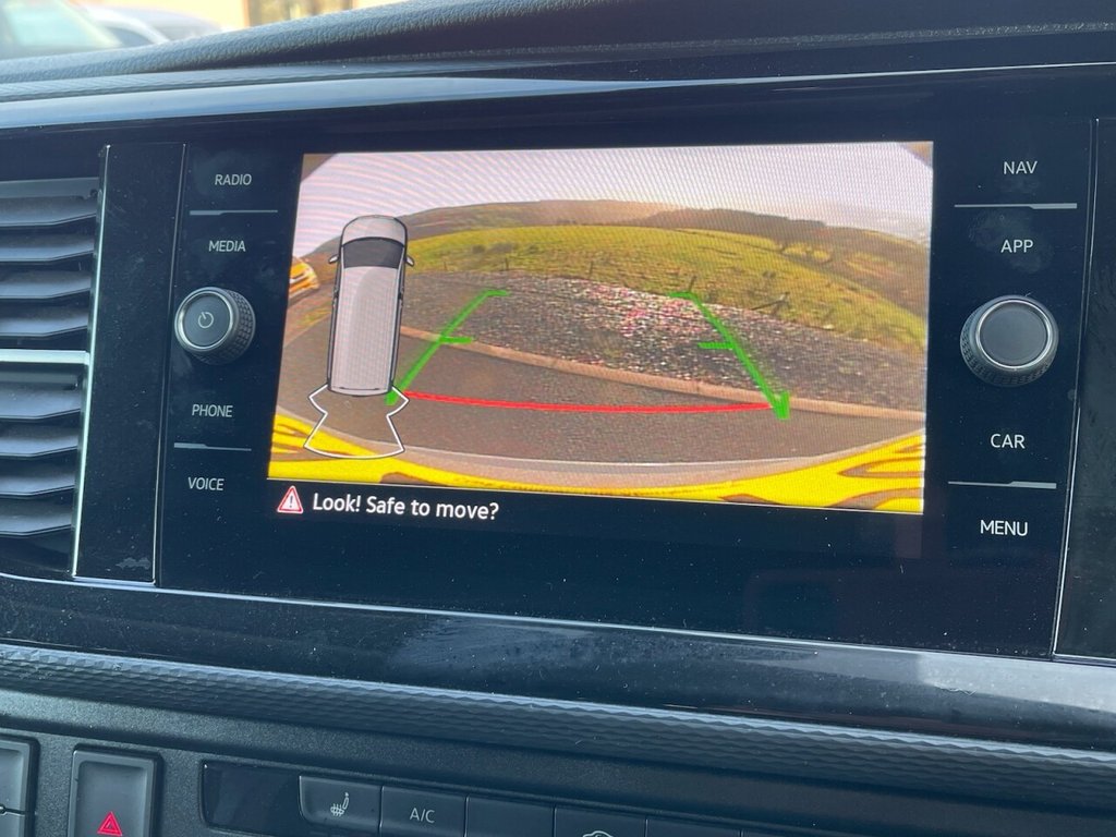 Used Volkswagen Transporter 2023 for sale - 76740322: Photo 11