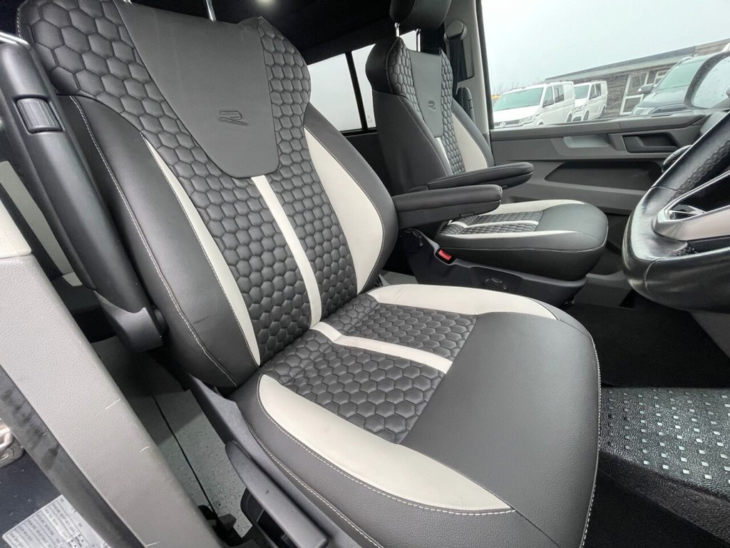 Used Volkswagen Transporter 2022 for sale - 76724950: Photo 2