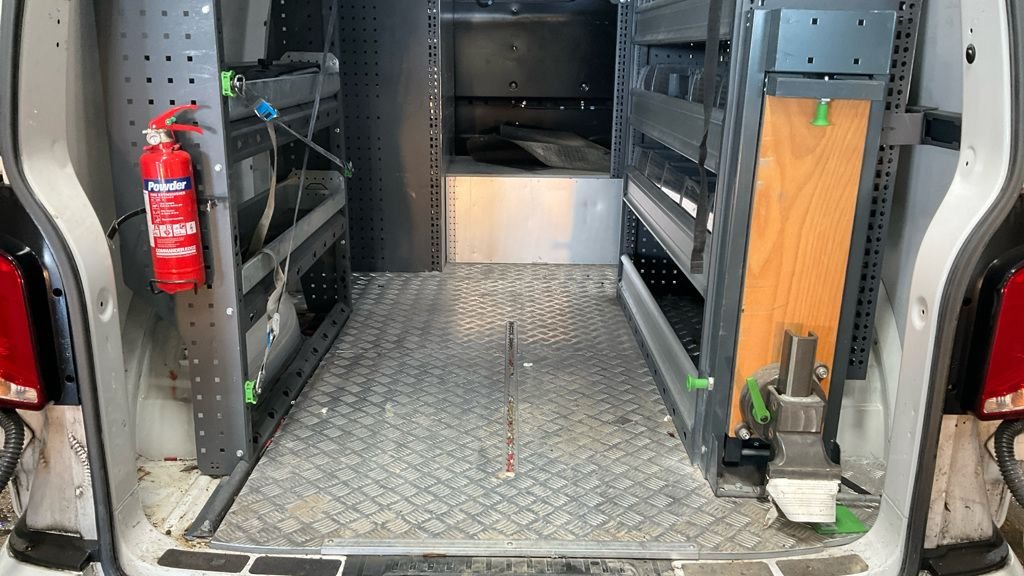 Used Volkswagen Transporter 2022 for sale - 77850248: Photo 3