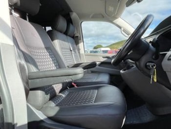 Used Volkswagen Transporter 2021 for sale - 77636637: Photo