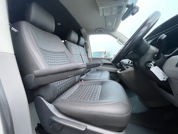 Used Volkswagen Transporter 2021 for sale - 79550960: Photo