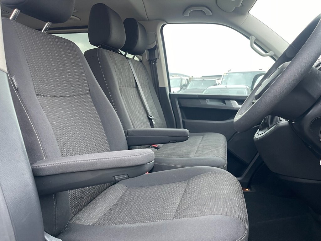 Used Volkswagen Transporter Shuttle 2016 for sale - 77849512: Photo 2