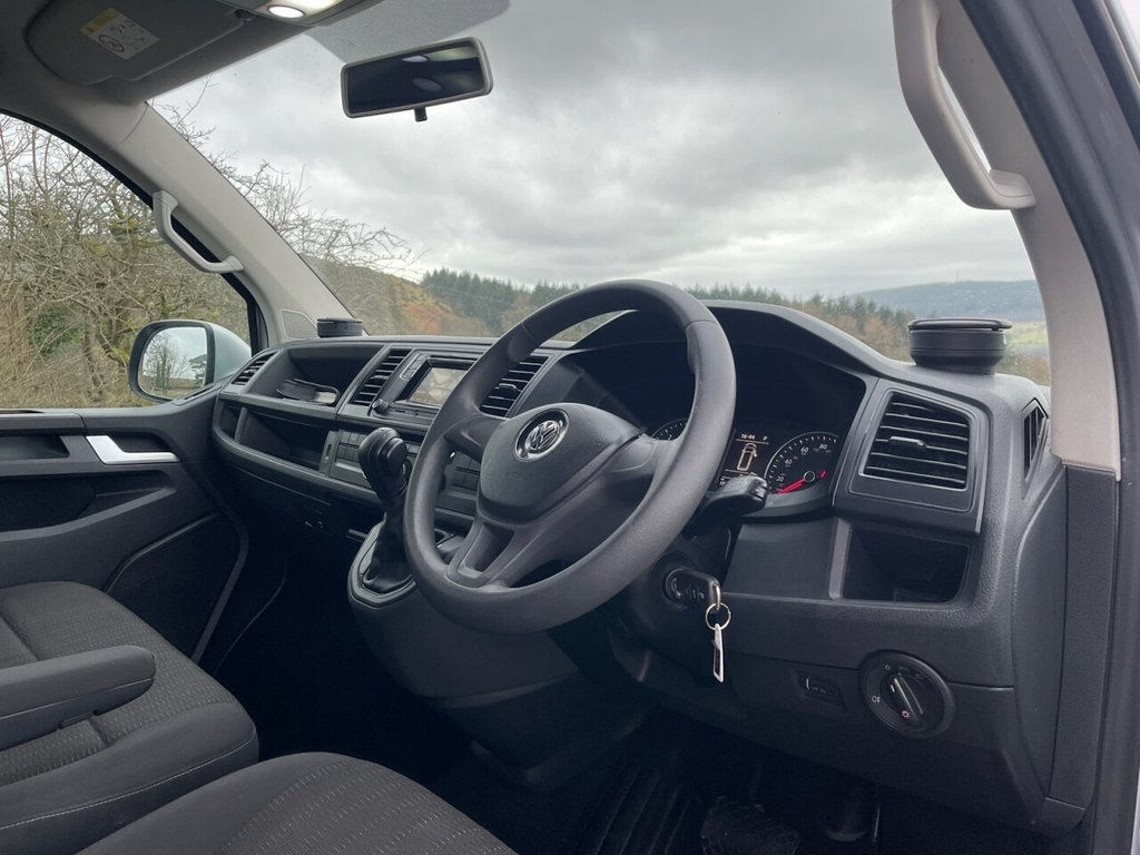 Used Volkswagen Transporter Shuttle 2016 for sale - 77849512: Photo 20