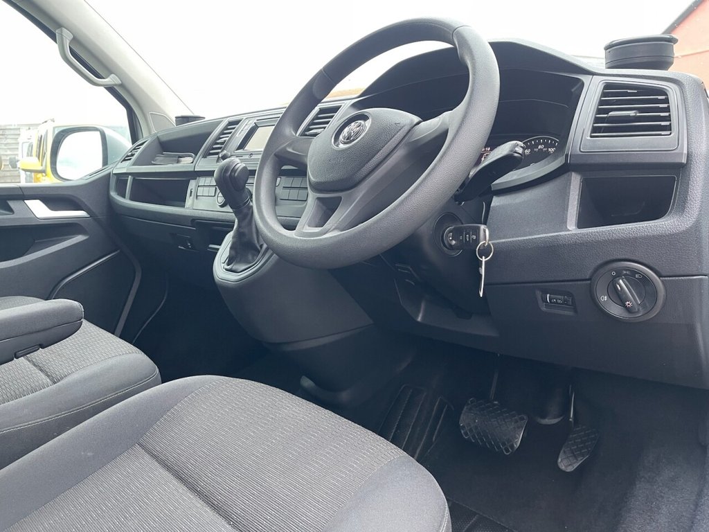 Used Volkswagen Transporter Shuttle 2016 for sale - 77849512: Photo 26