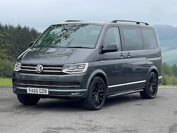 Used Volkswagen Caravelle 2017 for sale - 78702355: Photo