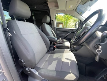 Used Volkswagen Caddy 2017 for sale - 78672467: Photo